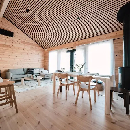 Lillan With Jacuzzi And Sauna *
